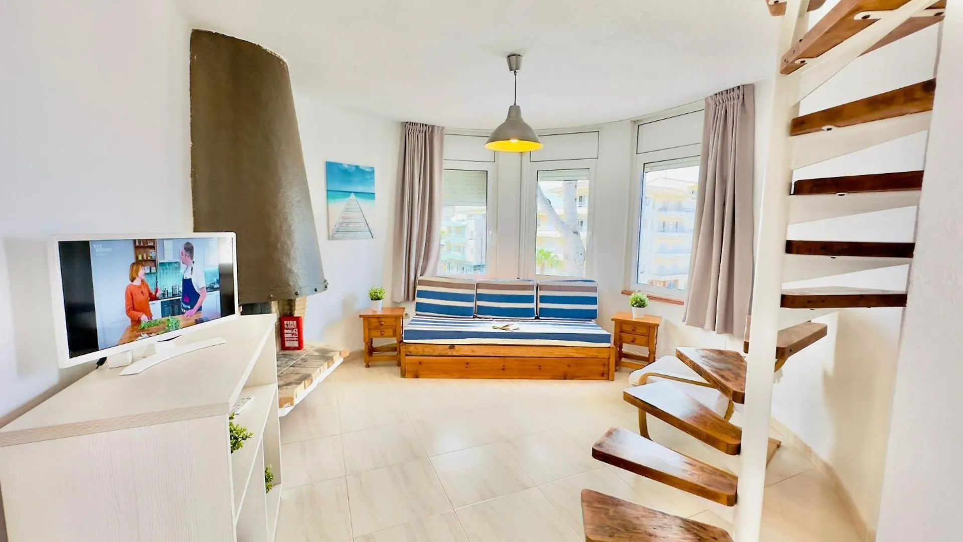 Trill Noray 9 Duplex Estartit location